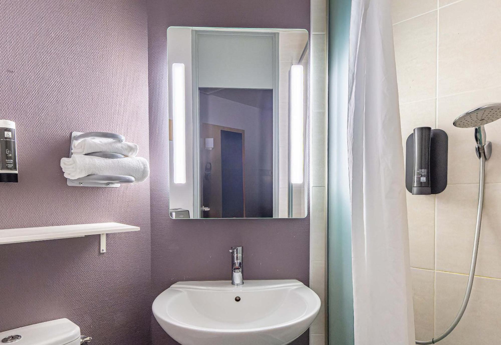 B&B Hotel Poitiers 1 Futuroscope Chasseneuil-du-Poitou Luaran gambar